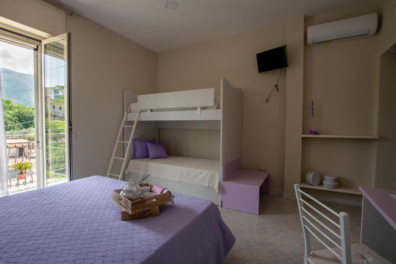 B&B L'Abbraccio Casola di Napoli ภายนอก รูปภาพ
